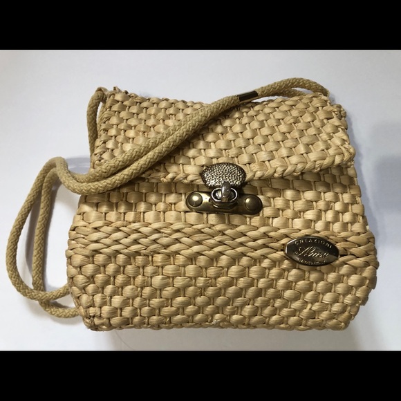 Creazion Alma Handbags - VIntage Italian  Creazioni "Alma"  Rattan bag